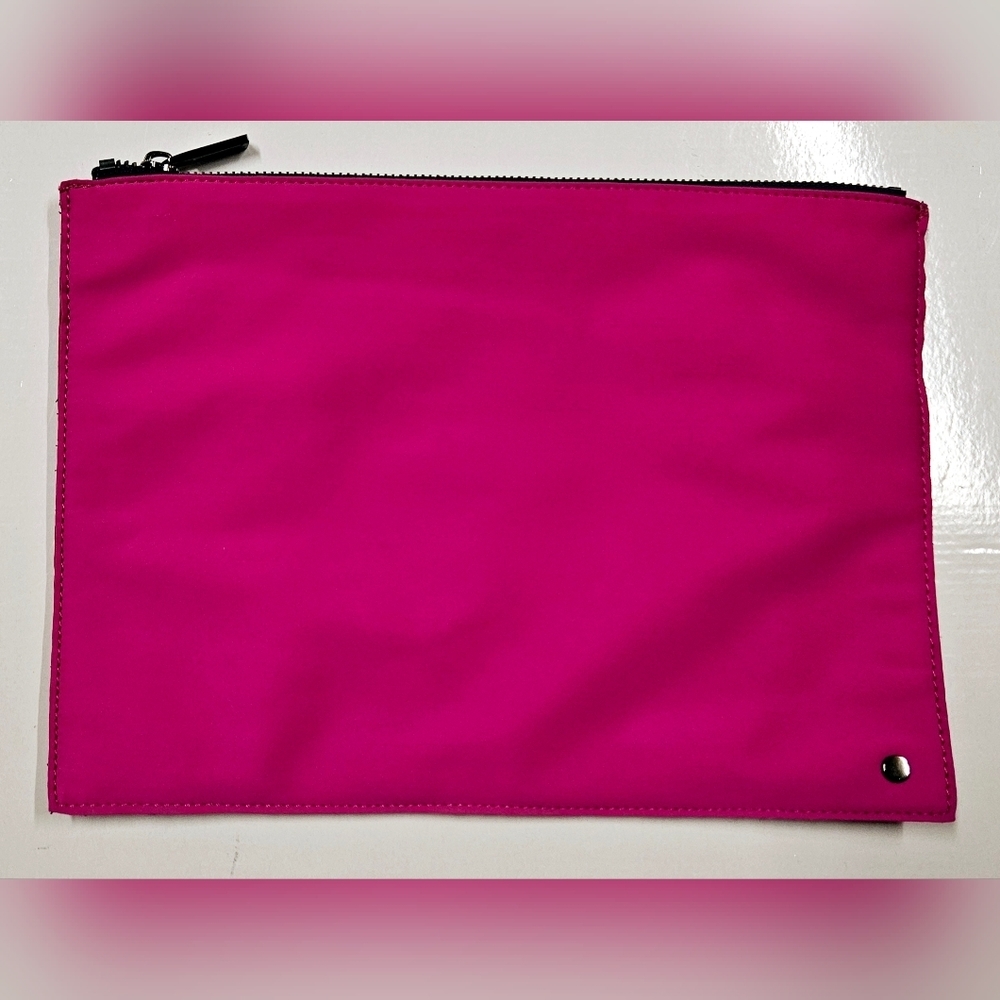 Neiman Marcus last neo pink cosmetic organize bag accessories bag
